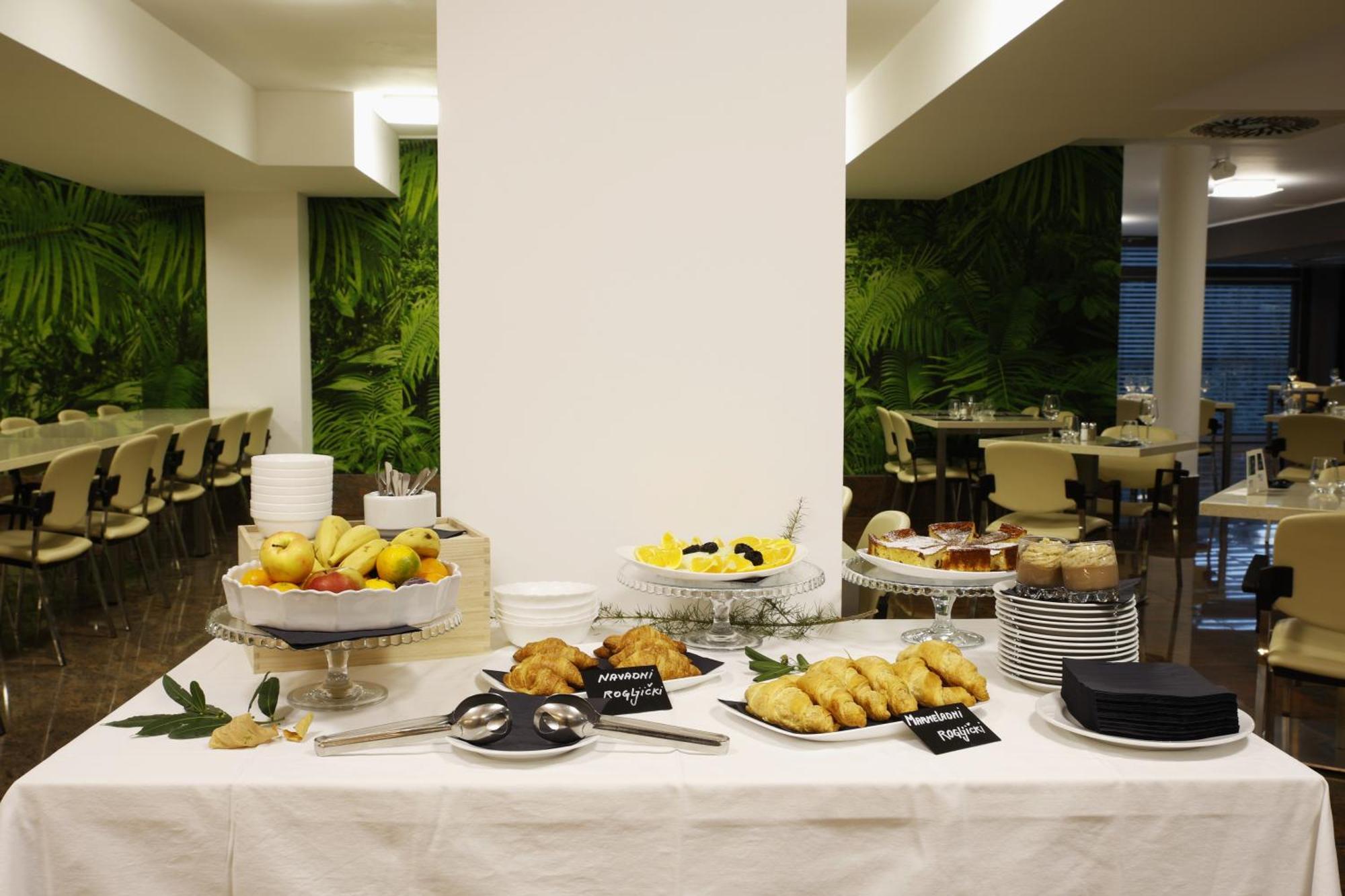 Floramare Health Resort Izola Luaran gambar